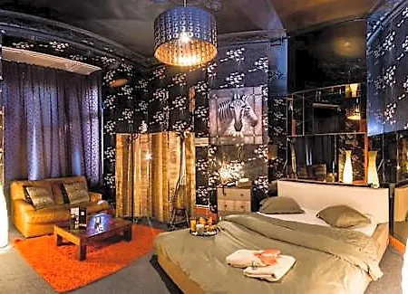 Отель Le Venitien 2*